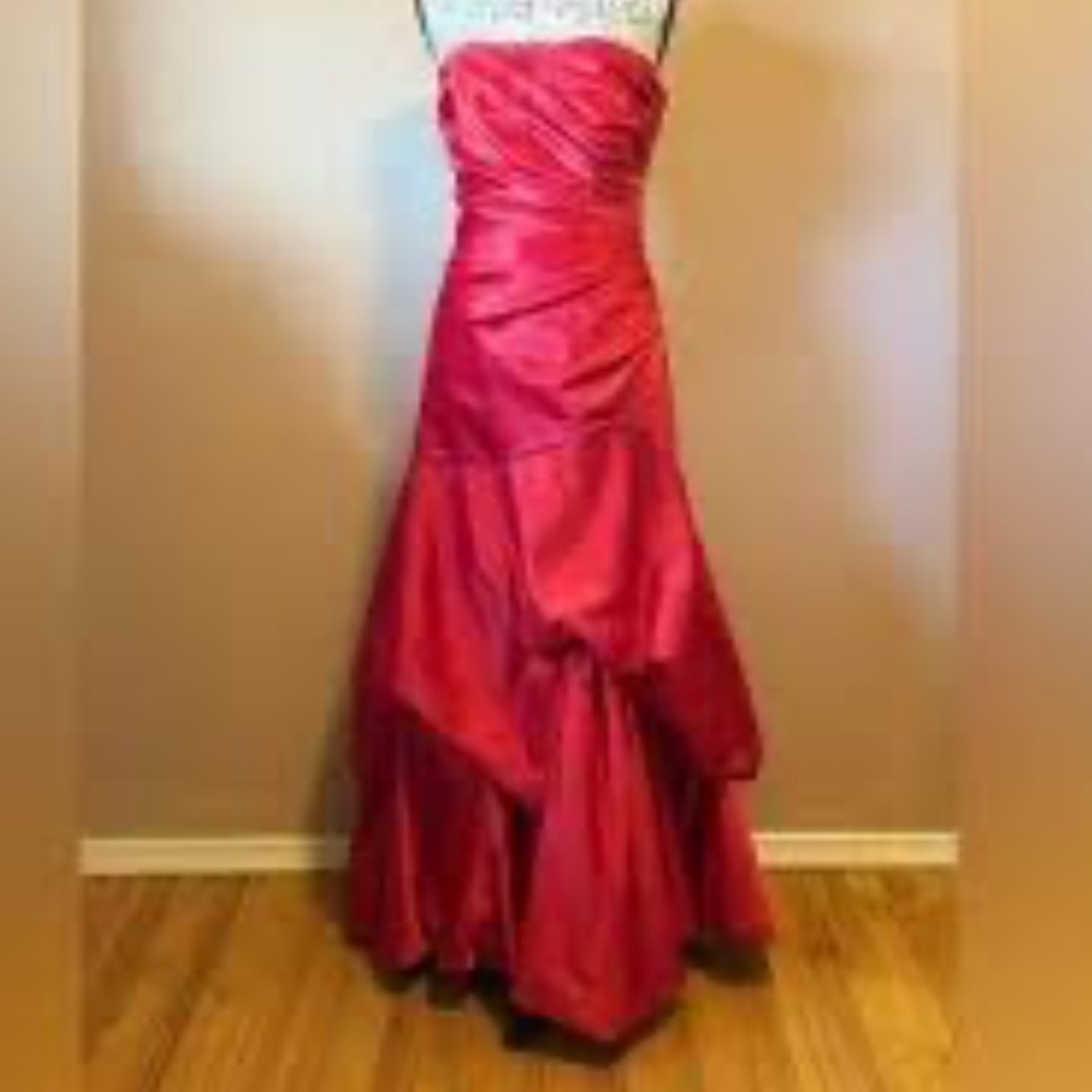 Masquerade Vibrant Red Formal Dress